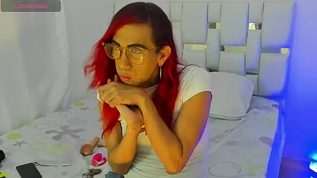 Snapshot of MissDiabla_ chatting on February 5, 2026, 1:38 pm MissDiabla online show from February 5, 2026, 1:38 pm