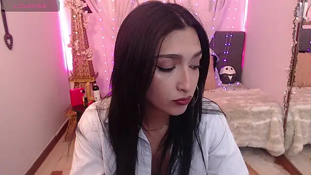 Cleofox  online show from November 29, 2025, 7:39 pm