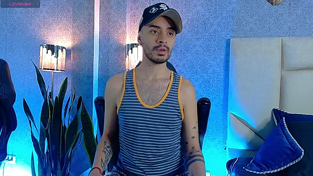 Snapshot of HairyDiamond_ chatting on September 26, 2025, 8:02 pm HairyDiamond  online show from September 26, 2025, 8:02 pm