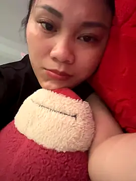 Almond-cute online show from September 25, 2025, 3:10 am