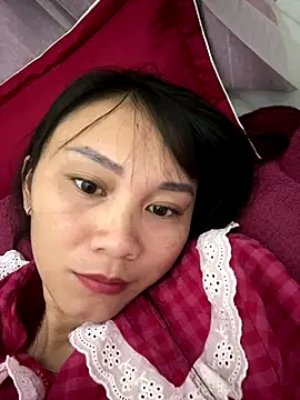 Almond-cute online show from October 22, 2025, 12:49 pm