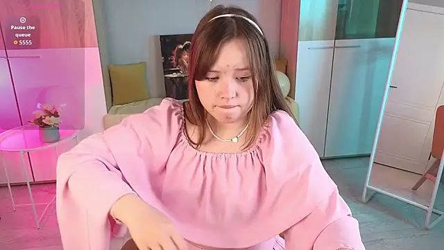 Sweetie Hope online show from September 14, 2025, 4:22 am