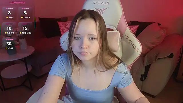 Snapshot of Sweetie_Hope chatting on December 20, 2025, 4:47 pm Sweetie Hope online show from December 20, 2025, 4:47 pm