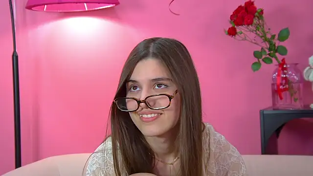 Snapshot of ArianaAllens chatting on February 7, 2026, 6:44 pm ArianaAllens online show from February 7, 2026, 6:44 pm