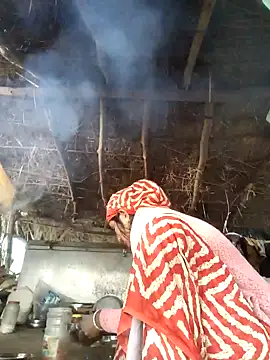 LUCKY cut online show from November 17, 2025, 2:50 am