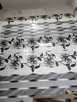 LUCKY cut online show from April 28, 2026, 1:04 am