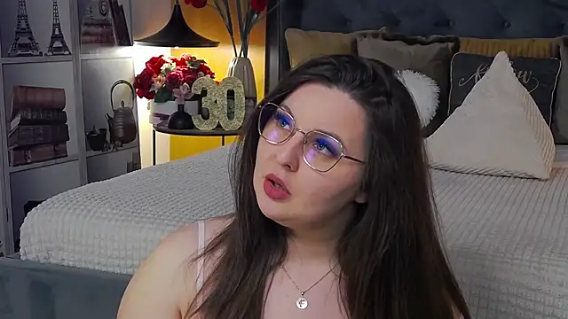 Mia Swano online show from January 11, 2026, 1:32 am