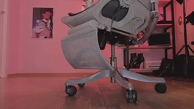 Snapshot of Jolie_Orchid chatting on February 5, 2026, 12:21 pm Jolie Orchid online show from February 5, 2026, 12:21 pm