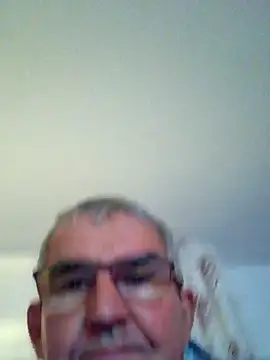 Oldmenhot66 online show from October 31, 2025, 6:31 pm