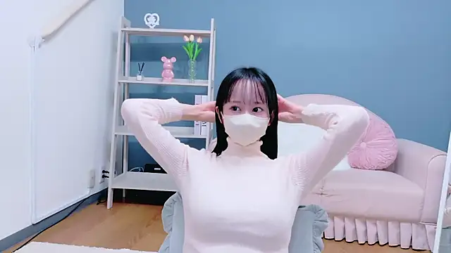 Snapshot of Kurumi_chan_ chatting on October 5, 2025, 9:18 am Kurumi chan  online show from October 5, 2025, 9:18 am