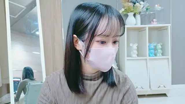 Snapshot of Kurumi_chan_ chatting on October 18, 2025, 6:37 am Kurumi chan  online show from October 18, 2025, 6:37 am