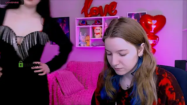 Snapshot of benny_duglas chatting on February 13, 2026, 10:33 am benny duglas online show from February 13, 2026, 10:33 am