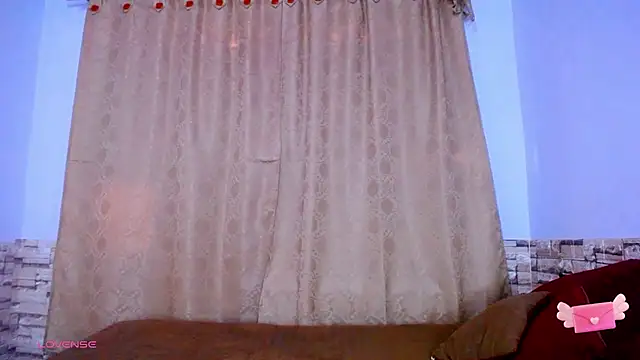 Snapshot of Bicky_24 chatting on November 26, 2025, 11:44 am Bicky 24 online show from November 26, 2025, 11:44 am