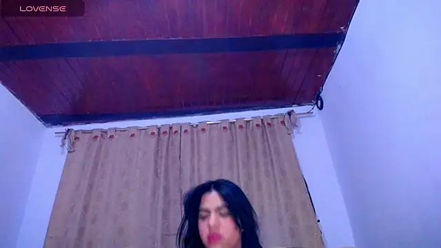 Snapshot of Bicky_24 chatting on December 14, 2025, 4:40 am Bicky 24 online show from December 14, 2025, 4:40 am