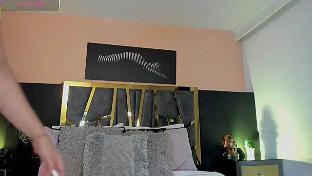 KaylieBrooks online show from February 17, 2026, 7:53 pm