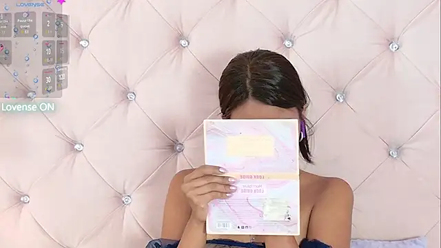 CaterinaRomano online show from September 15, 2025, 8:53 pm