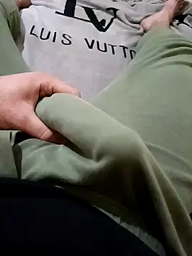 anis3g4 online show from January 11, 2026, 1:49 pm