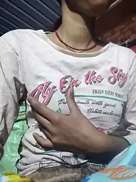 Yatiksha Beby online show from December 18, 2025, 3:40 pm