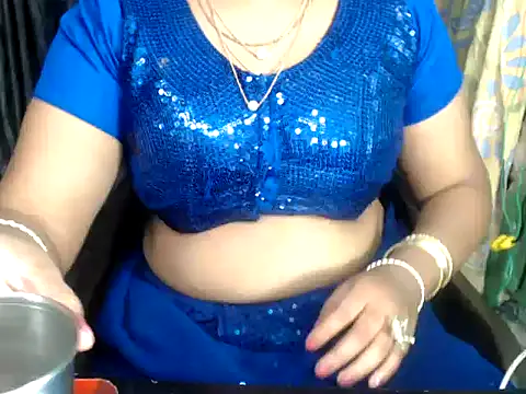 Snapshot of DearKimmi chatting on December 16, 2024, 6:05 pm DearKimmi online show from December 16, 2024, 6:05 pm