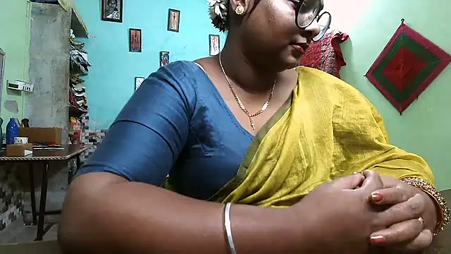 DearKimmi online show from November 9, 2025, 12:09 am