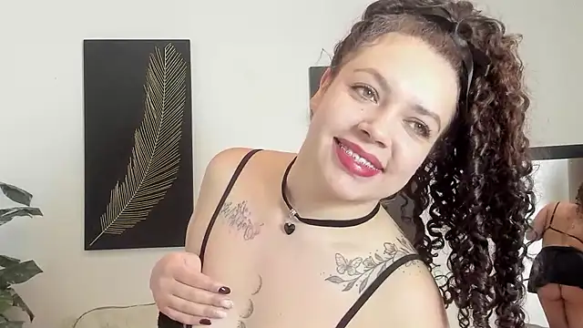 Snapshot of RubyStrong chatting on October 1, 2025, 1:17 pm RubyStrong online show from October 1, 2025, 1:17 pm