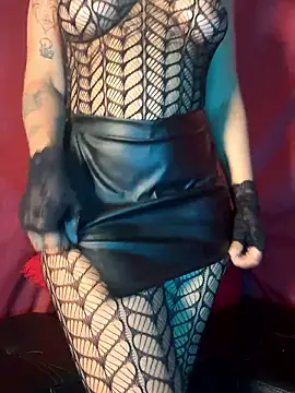 Dark chanel online show from November 5, 2025, 3:28 am