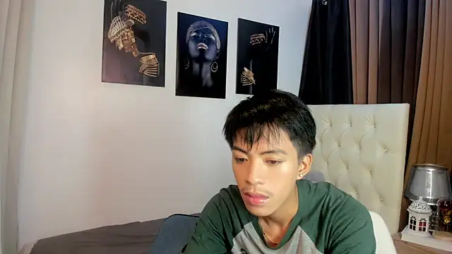 Snapshot of KentAivan chatting on September 23, 2025, 5:05 pm KentAivan online show from September 23, 2025, 5:05 pm