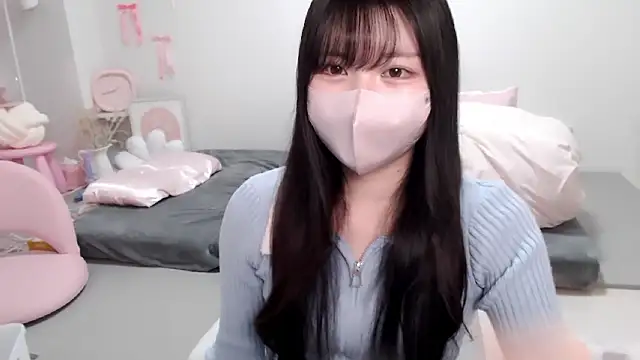 moka-neko online show from March 31, 2026, 6:14 am