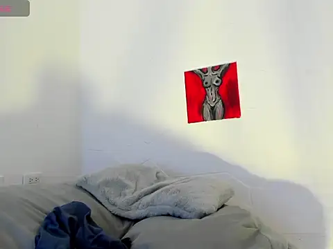 SophiaBloss online show from April 17, 2026, 7:50 pm