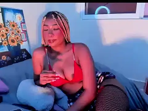 SophiaBloss online show from May 22, 2026, 8:53 am