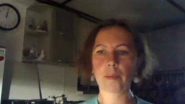 Snapshot of Loxiva chatting on October 31, 2025, 3:57 pm Loxiva online show from October 31, 2025, 3:57 pm