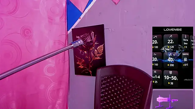 lau-hot online show from April 9, 2026, 8:03 pm