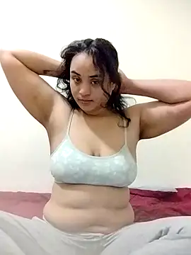 SoakedUpKitty- online show from December 1, 2025, 6:51 am