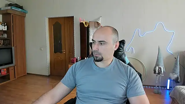 Gri SH online show from April 12, 2026, 9:47 am