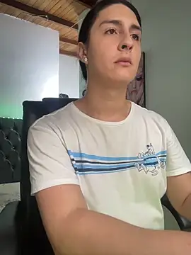 lola diez online show from April 8, 2026, 9:59 pm