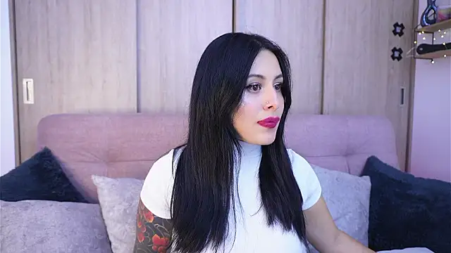 SophiieCumsx online show from February 4, 2026, 3:45 am