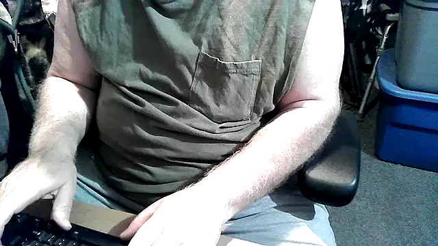 georgew62 online show from October 1, 2025, 4:29 am