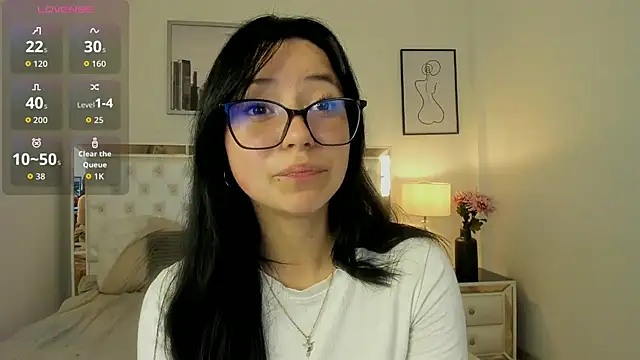 Snapshot of Zoe_Xra chatting on June 4, 2026, 10:27 pm Zoe Xra online show from June 4, 2026, 10:27 pm