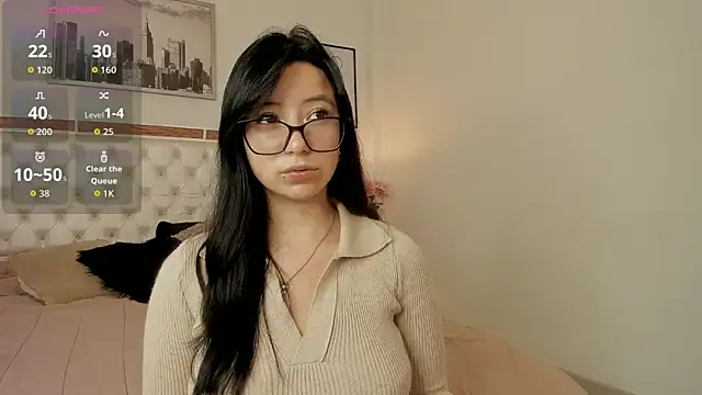 Snapshot of Zoe_Xra chatting on June 6, 2026, 8:35 pm Zoe Xra online show from June 6, 2026, 8:35 pm