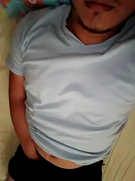 Alexboy022025 online show from September 14, 2025, 5:01 pm