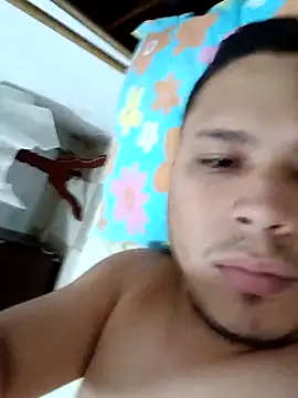 Alexboy022025 online show from September 20, 2025, 5:25 pm