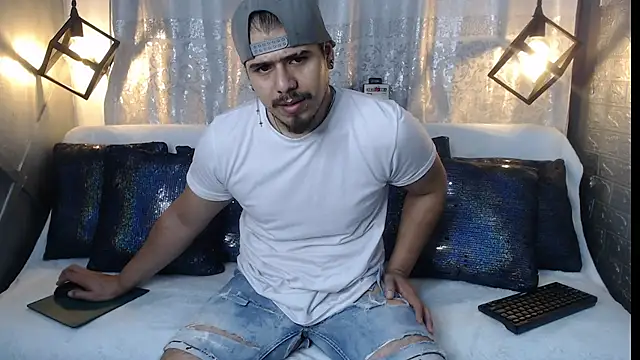 thiago bos online show from November 4, 2025, 10:25 am