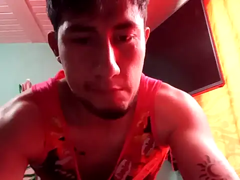 True Di online show from October 3, 2025, 6:49 pm