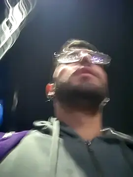 DanteWinter online show from November 17, 2025, 12:27 am