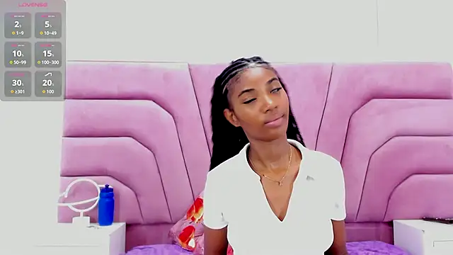 MarianRosse online show from October 6, 2025, 8:06 pm