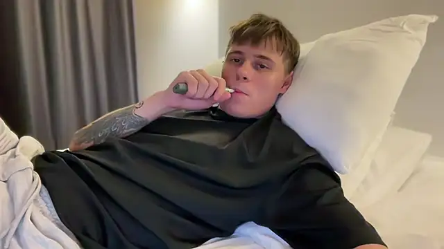 Tyler Garner online show from October 9, 2025, 6:50 pm