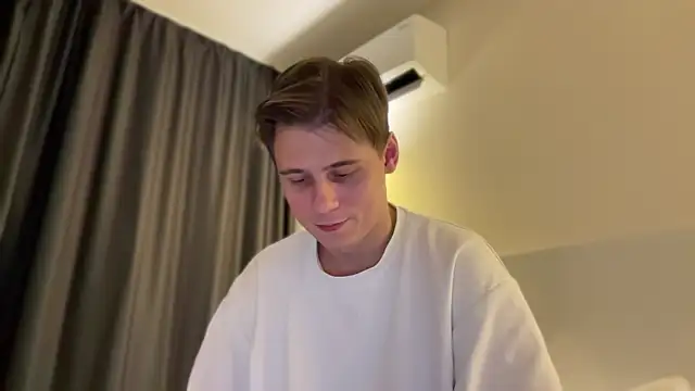 Tyler Garner online show from October 25, 2025, 2:46 pm