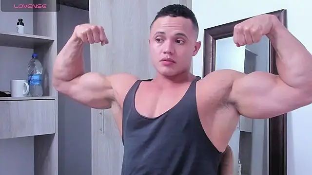 KingLevi01 online show from October 23, 2025, 9:57 pm