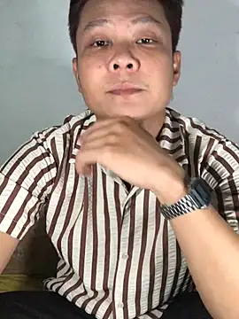 datnguyenvn online show from February 15, 2026, 9:52 am