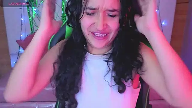 bella vibess s online show from March 21, 2026, 12:32 pm